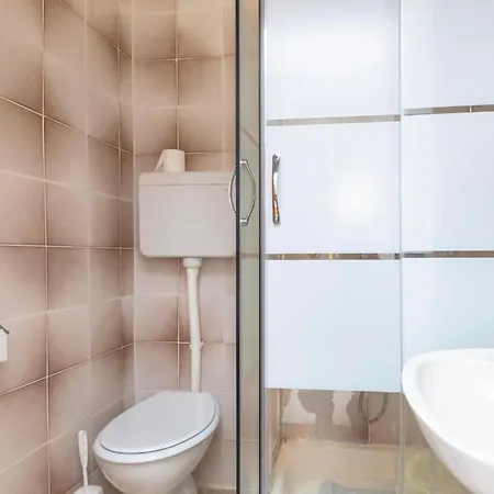 דירה Apartment Ivanje Gomile Bb II *