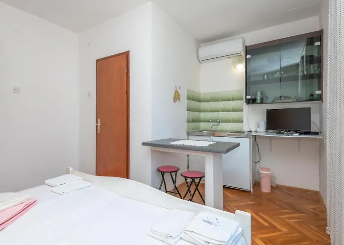 דירה Apartment Ivanje Gomile Bb II